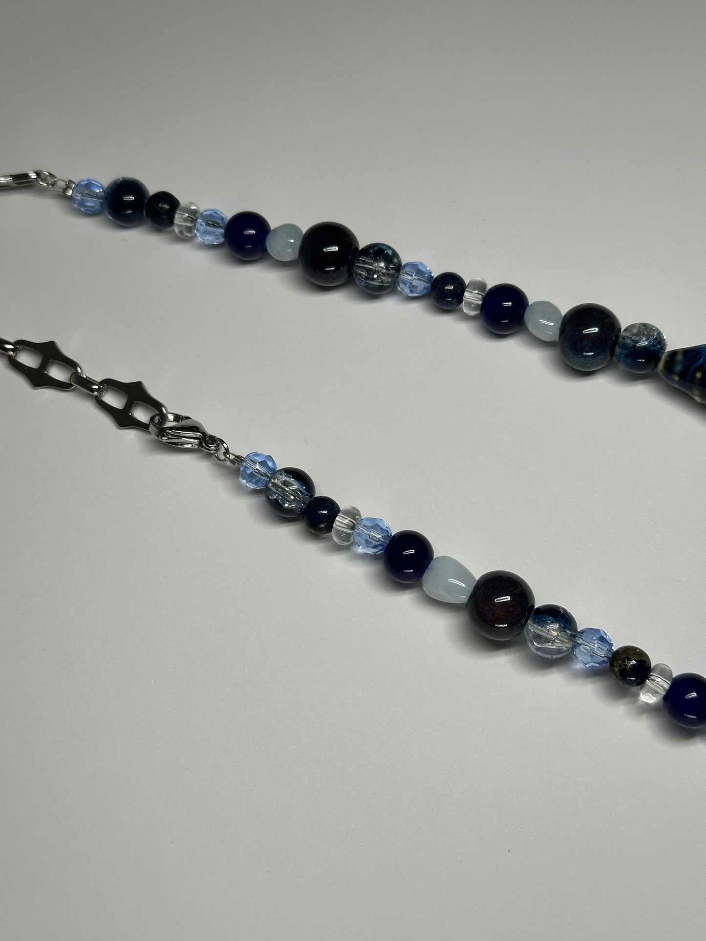 1 OF 1  BLUE SEA NECKLACE