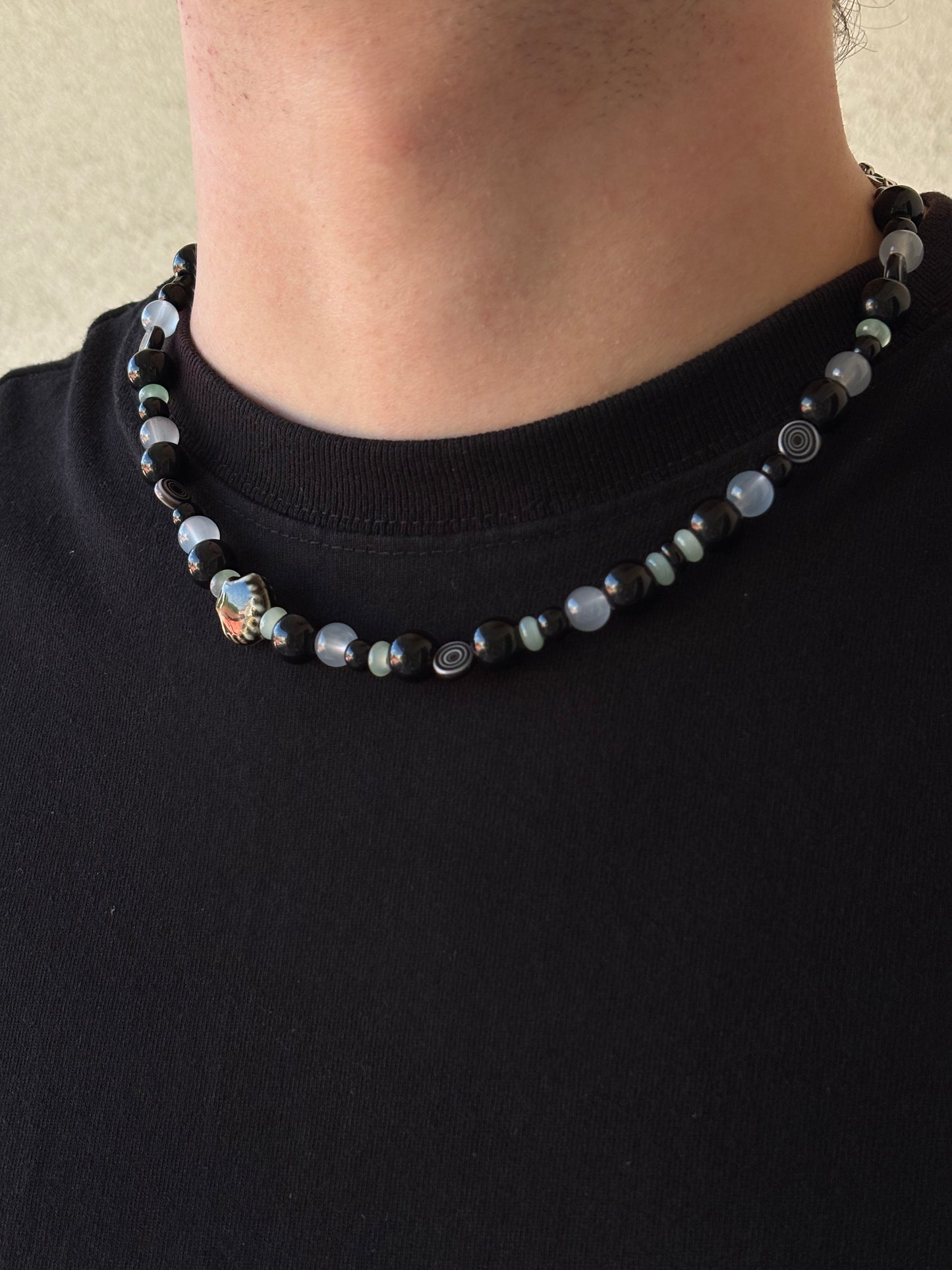1 OF 1  DARK SHELL NECKLACE