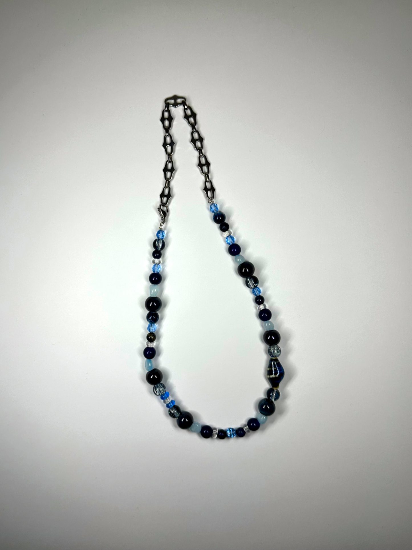 1 OF 1  BLUE SEA NECKLACE